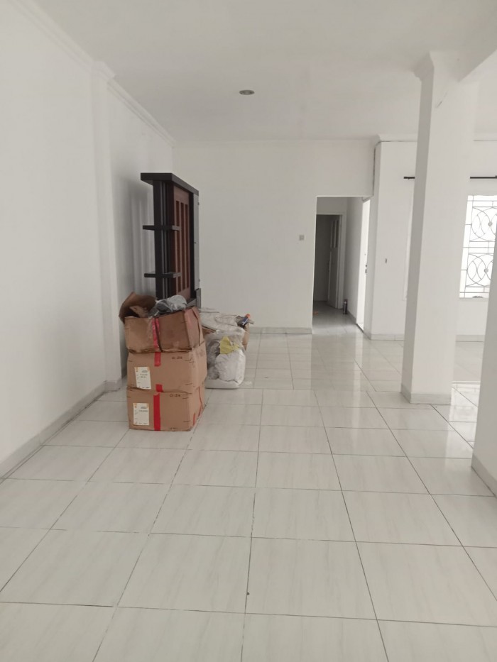 Rumah Disewakan Semi Furnished di Cluster Pasadena Deltamas Cikarang